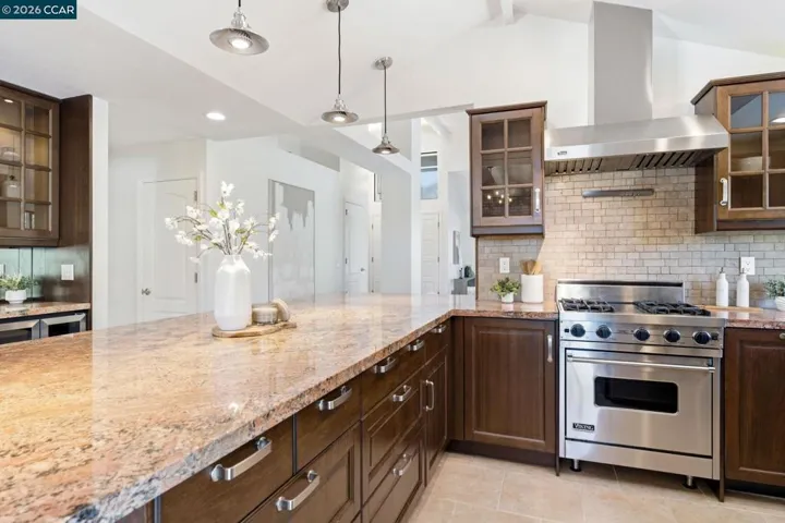 1979 Charmstone Court, Walnut Creek, California 94595