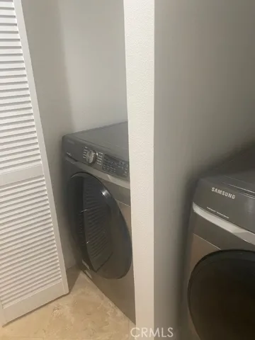 W/D in 1 bedroom