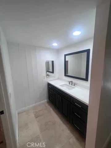 Larger studio bath
