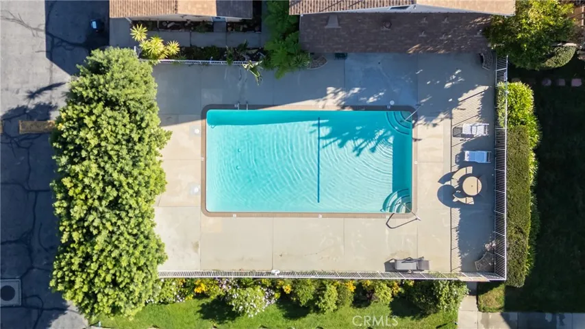 10125 De Soto 45, Chatsworth, California 91311