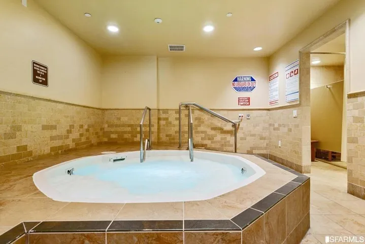 175 Red Rock Way 209k, San Francisco, California 94131