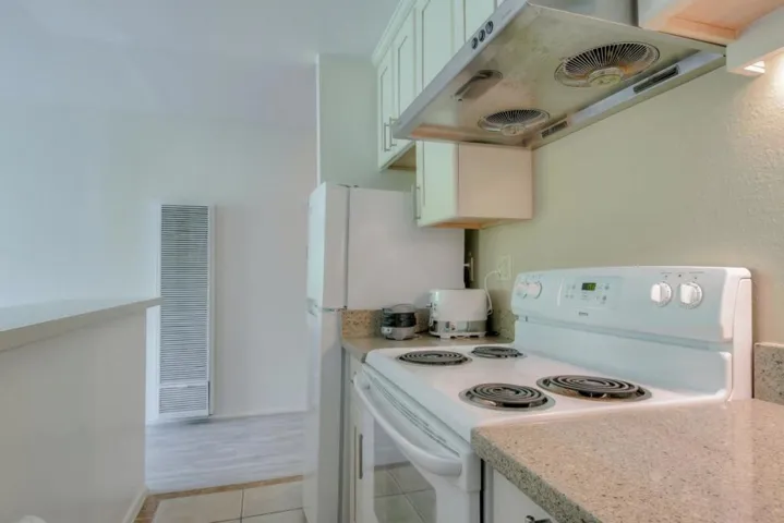 175 Red Rock Way 209k, San Francisco, California 94131