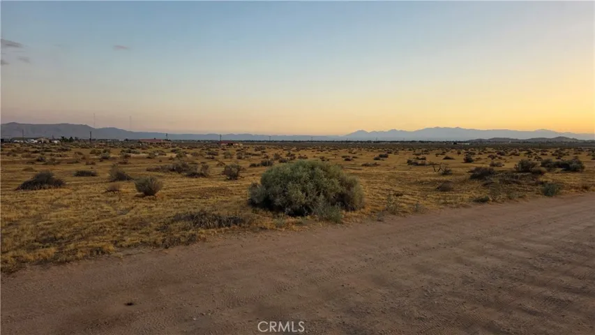 0 Joshua, Apple Valley, California 92307