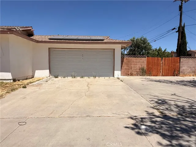 538 Heyer Street, Lancaster, California 93534