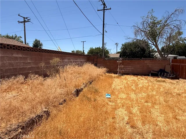 538 Heyer Street, Lancaster, California 93534