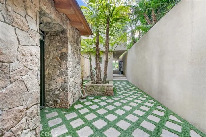 3130 Breakers, Corona Del Mar, California 92625