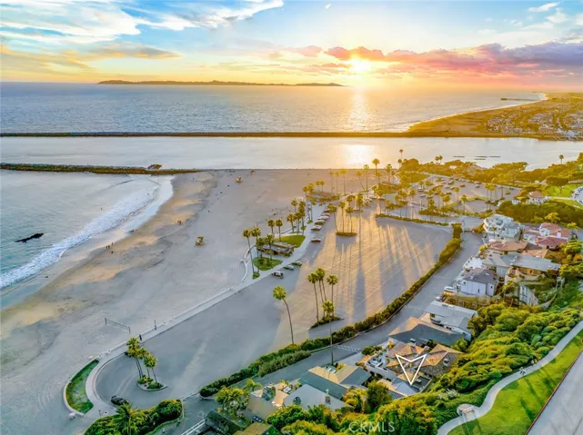 3130 Breakers, Corona Del Mar, California 92625