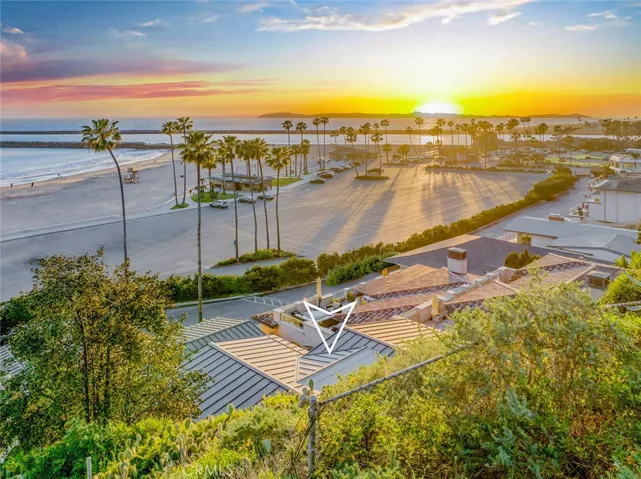 3130 Breakers, Corona Del Mar, California 92625