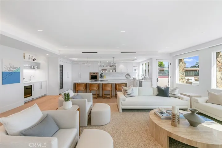 3130 Breakers, Corona Del Mar, California 92625