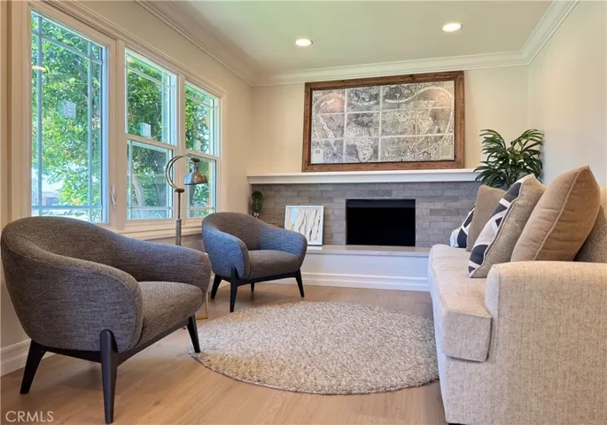 5713 E Wardlow, Long Beach, California 90808