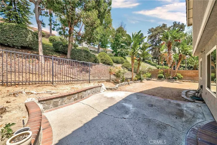 16119 Ridgeview Lane, La Mirada, California 90638