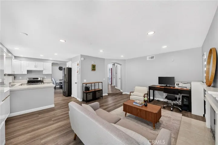 16119 Ridgeview Lane, La Mirada, California 90638