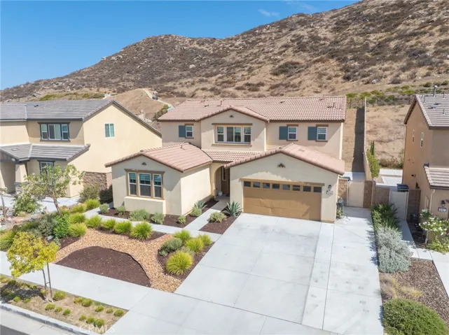 32439 Prairie Crossing Drive, Winchester, California 92596