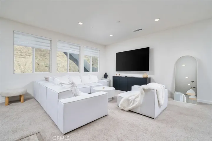 32439 Prairie Crossing Drive, Winchester, California 92596