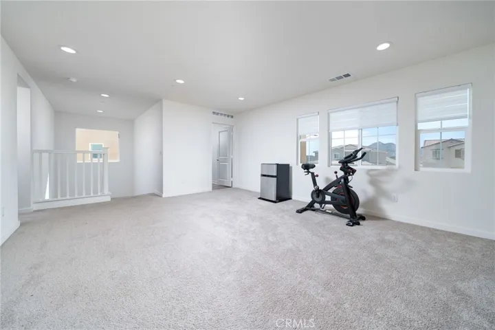 32439 Prairie Crossing Drive, Winchester, California 92596