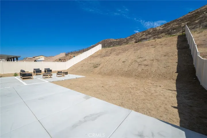 32439 Prairie Crossing Drive, Winchester, California 92596