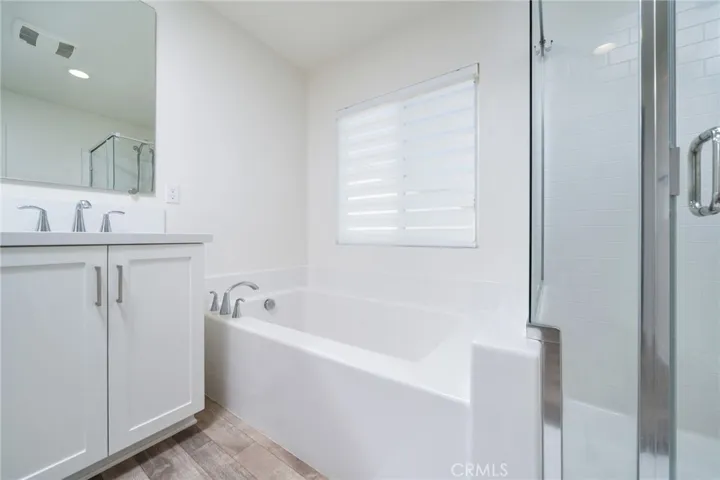 32439 Prairie Crossing Drive, Winchester, California 92596