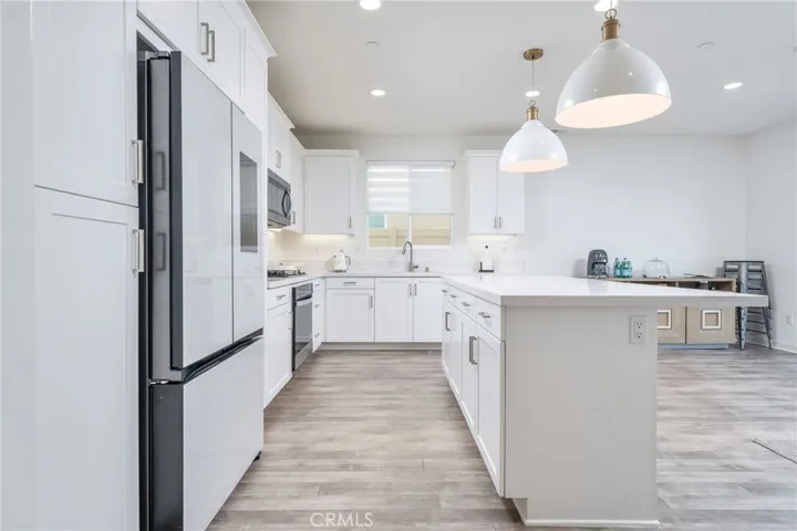 32439 Prairie Crossing Drive, Winchester, California 92596