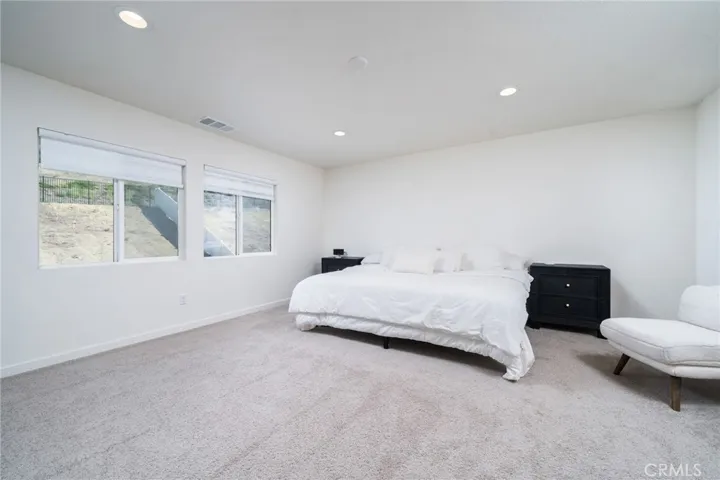 32439 Prairie Crossing Drive, Winchester, California 92596