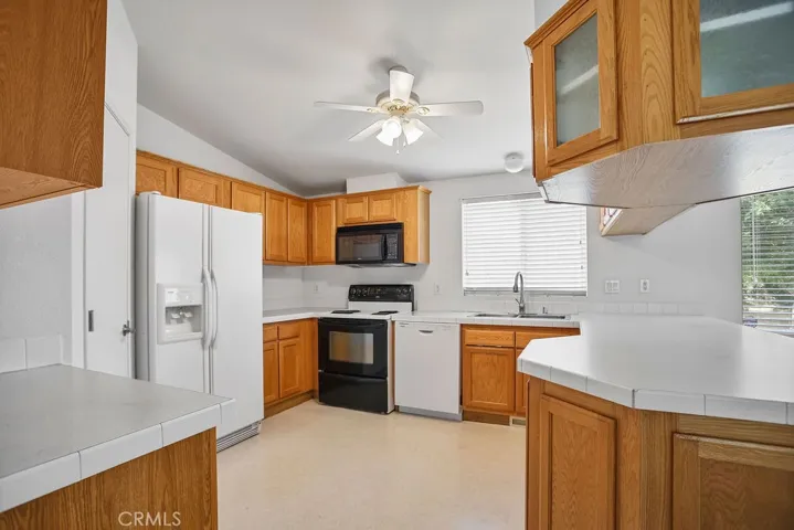 2924 E South Bear Creek, Merced, California 95348