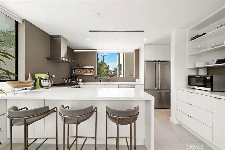 3859 S. Centinela Avenue, Los Angeles, California 90066