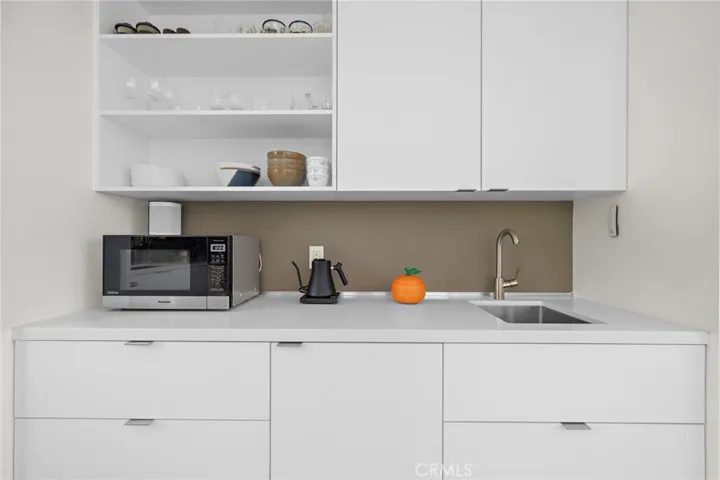 3859 S. Centinela Avenue, Los Angeles, California 90066