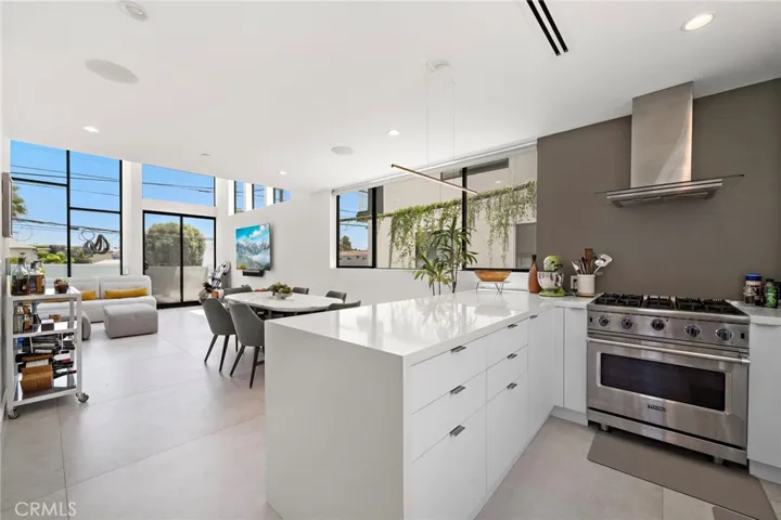3859 S. Centinela Avenue, Los Angeles, California 90066