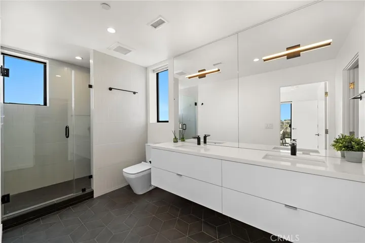 3859 S. Centinela Avenue, Los Angeles, California 90066