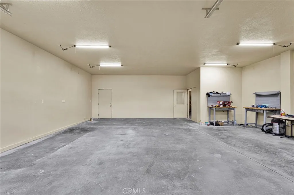 614 W Fairway, Big Bear City, California 92314 — photo 4