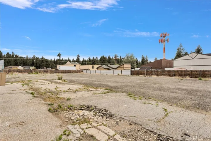 614 W Fairway, Big Bear City, California 92314