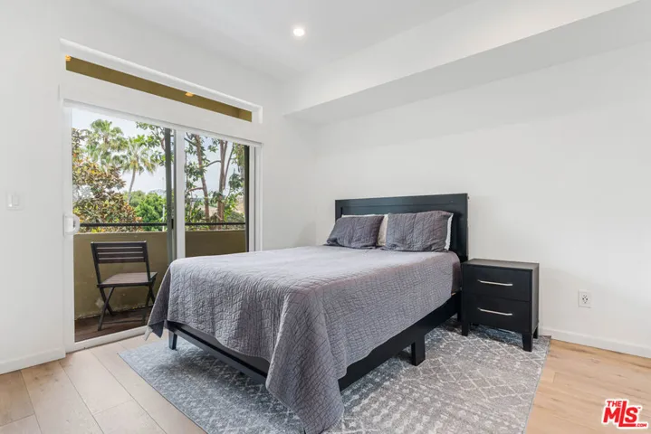 13200 Pacific Promenade 210, Playa Vista, California 90094