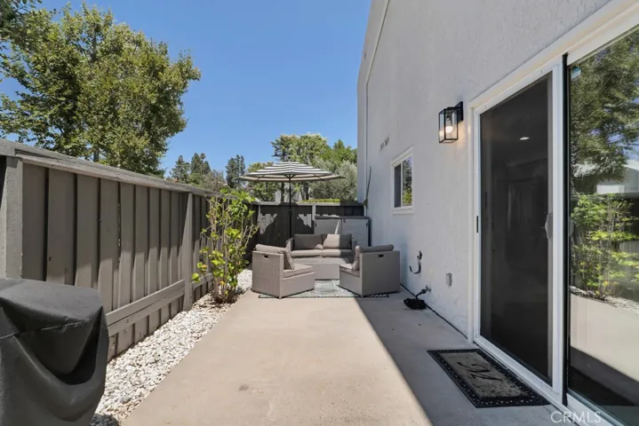 11311 Tampa Avenue 32, Porter Ranch, California 91326