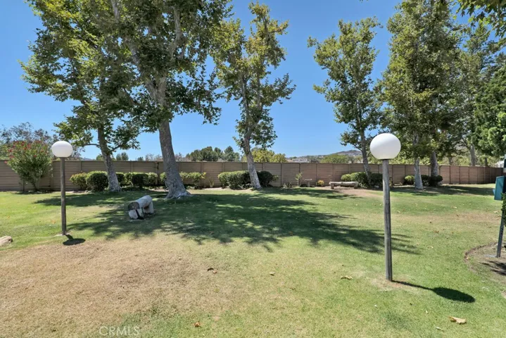 11311 Tampa Avenue 32, Porter Ranch, California 91326