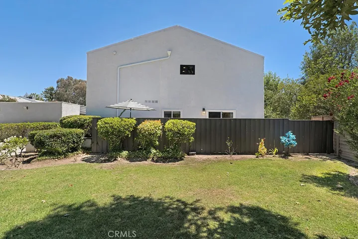 11311 Tampa Avenue 32, Porter Ranch, California 91326
