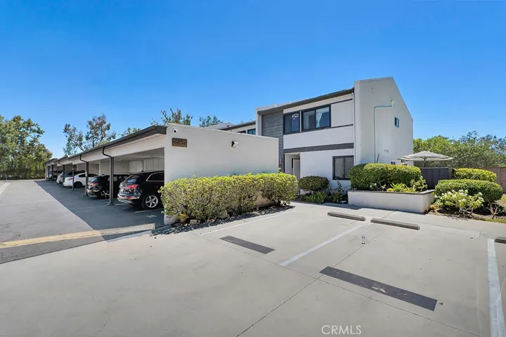 11311 Tampa Avenue 32, Porter Ranch, California 91326