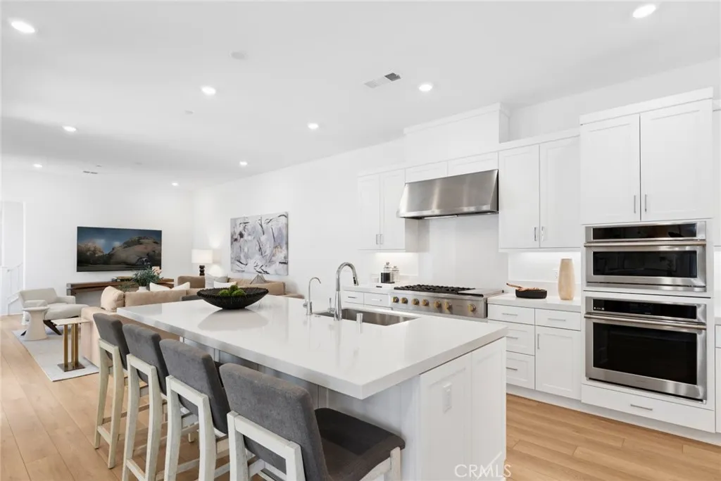 446 Sonia, Irvine, California 92618 — photo 4