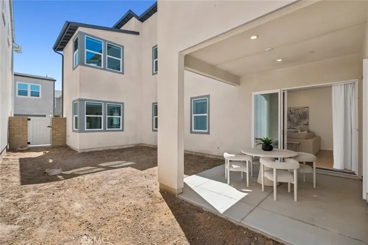 446 Sonia, Irvine, California 92618