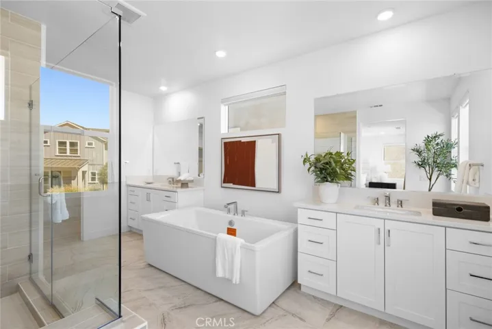 446 Sonia, Irvine, California 92618