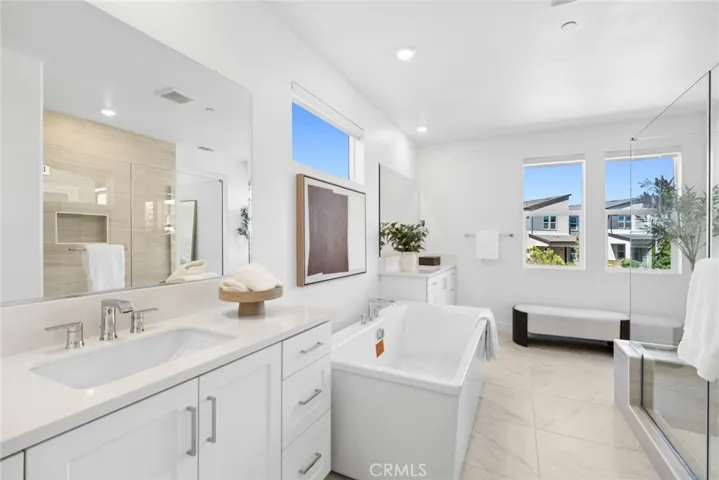 446 Sonia, Irvine, California 92618