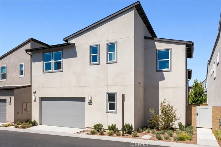 446 Sonia, Irvine, California 92618