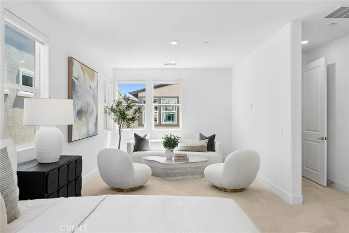 446 Sonia, Irvine, California 92618