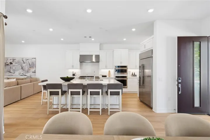 446 Sonia, Irvine, California 92618