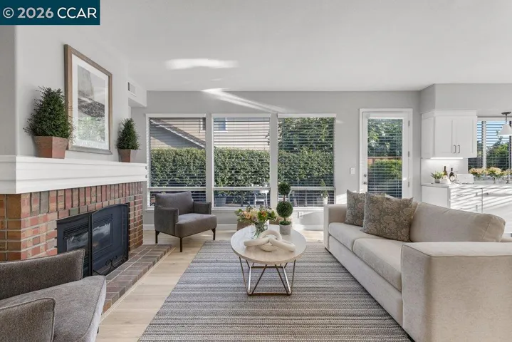 988 Roma Street, Livermore, California 94551