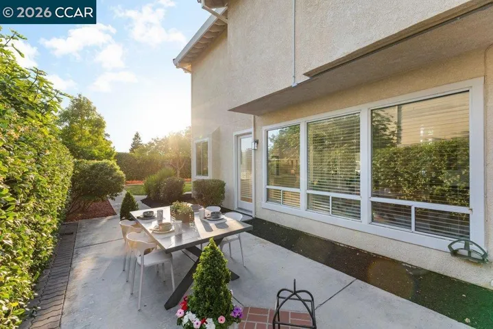 988 Roma Street, Livermore, California 94551