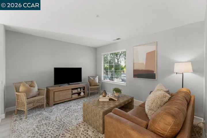 988 Roma Street, Livermore, California 94551