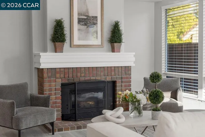 988 Roma Street, Livermore, California 94551