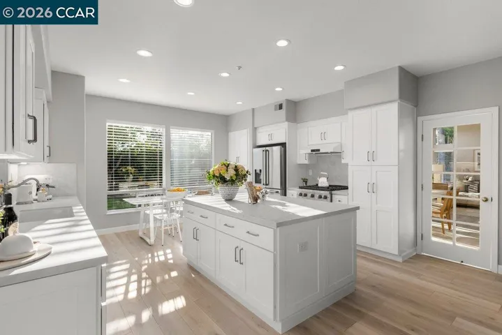 988 Roma Street, Livermore, California 94551