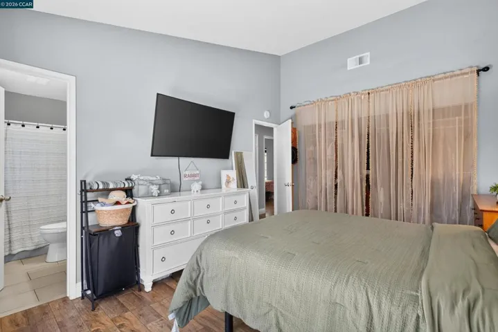 3020 Janessa Way, Stockton, California 95205-8404