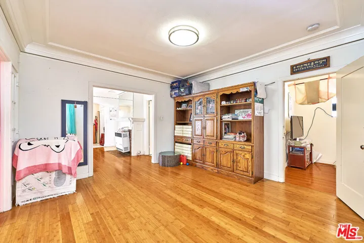 810 S Norton Avenue, Los Angeles, California 90005
