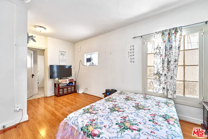 810 S Norton Avenue, Los Angeles, California 90005
